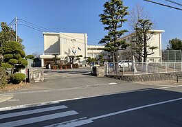 諫早市立諫早中学校の画像