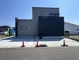 Ｒ8.4月　黒が映える、上質モダンの家　大村市宮小路W様邸のイメージ